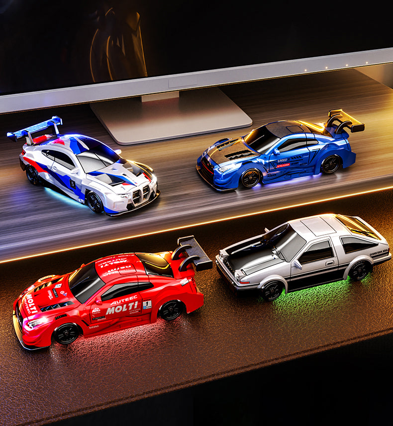 Red Nissan GT-R (R35) 1:43 Alloy 4WD Metal Drift Car With Accessories