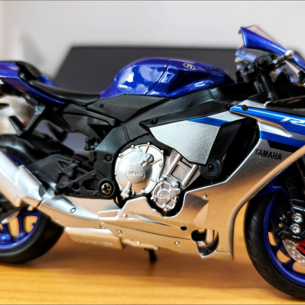 CCA 1:12 Yamaha YZF-R1 Yamaha Official Licensed Diecast Model Bike