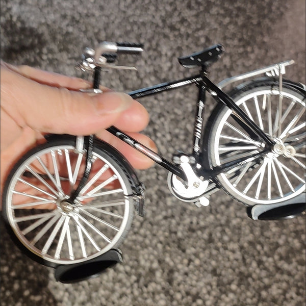 1:10 Diecast Bicycle With Accessories Metal Body