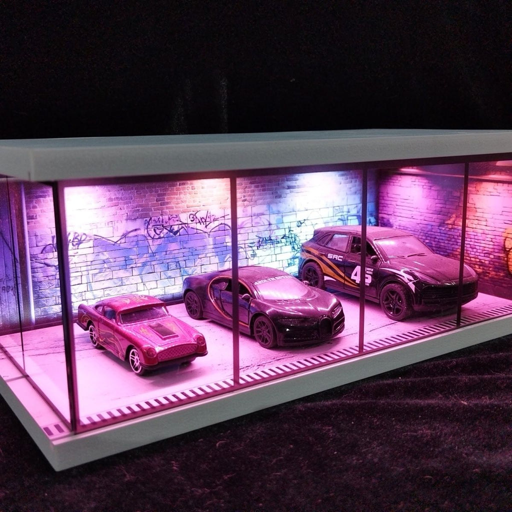 1:64 Diorama House: LED Graffiti Display Case