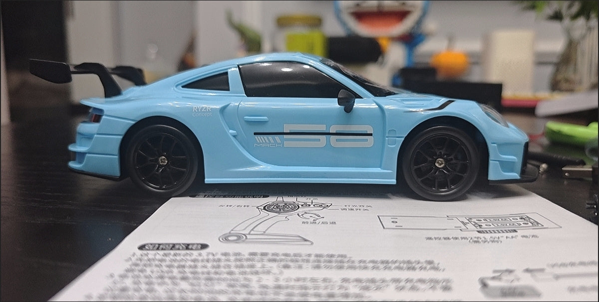 Xiaomi SU7 4WD RC Drift Car With Tires & Traffic Cones - Real photo 2