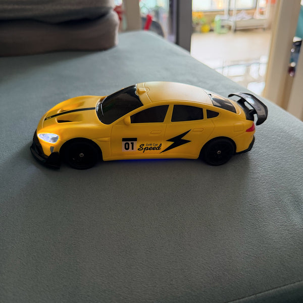 Xiaomi SU7 4WD RC Drift Car With Tires & Traffic Cones