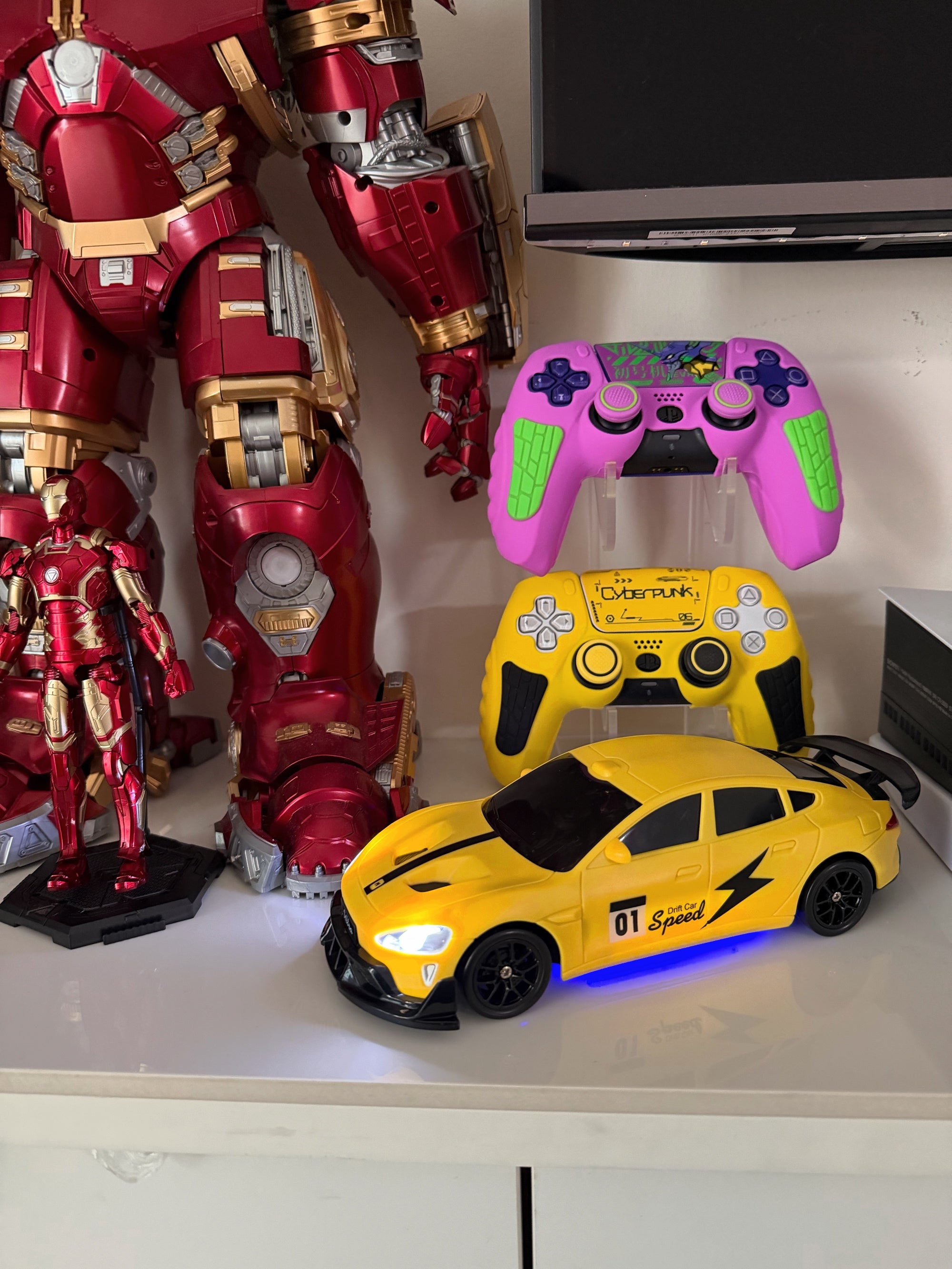 Xiaomi SU7 4WD RC Drift Car With Tires & Traffic Cones - Real photo 5