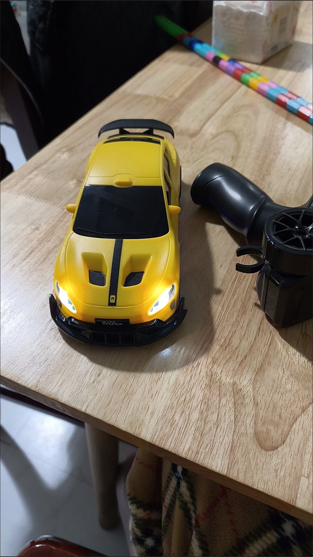 Xiaomi SU7 4WD RC Drift Car With Tires & Traffic Cones - Real photo 6