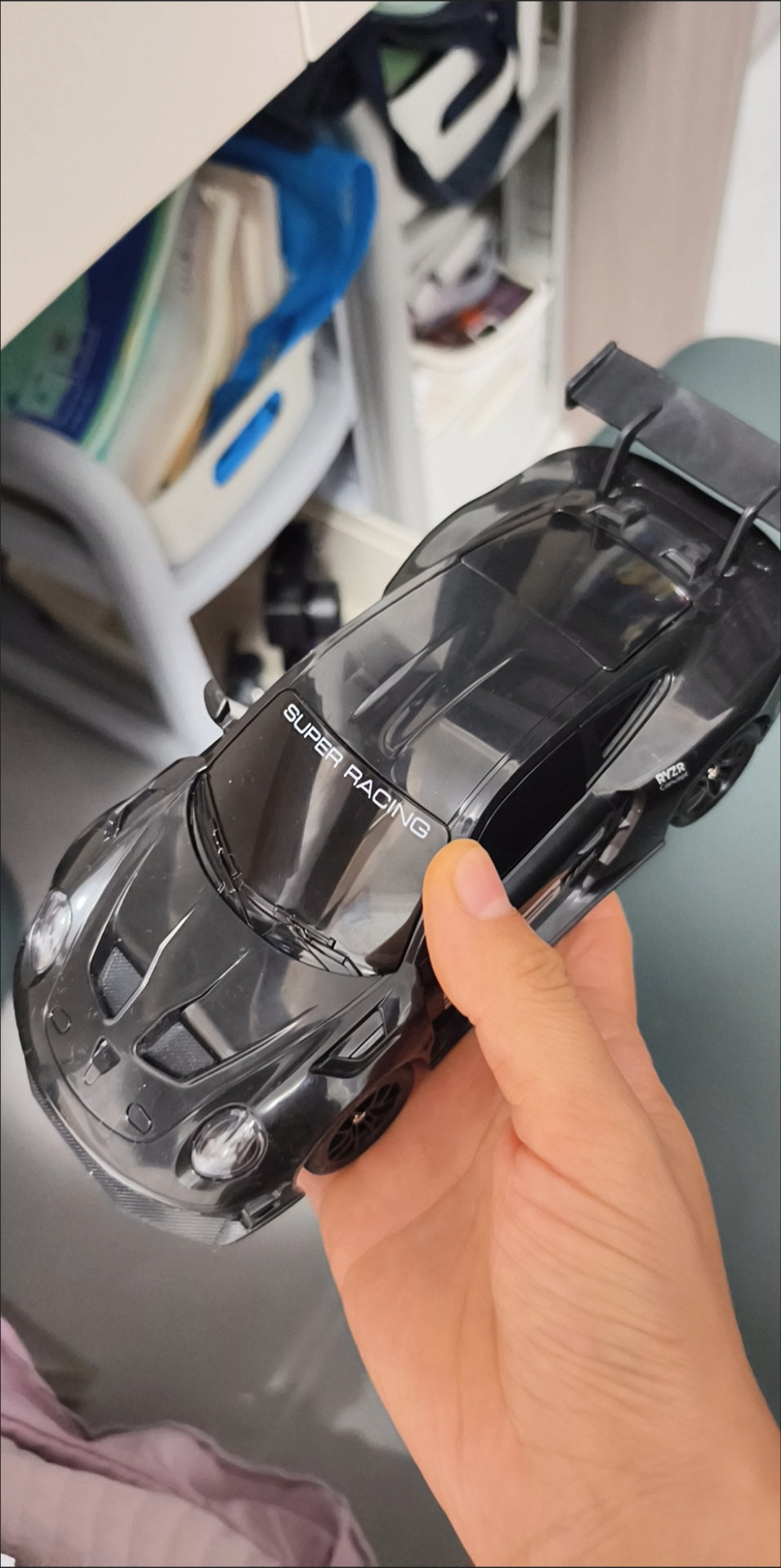 Porsche 911 GT3 RS 4WD RC Drift Car With Tires & Traffic Cones - Real photo 4