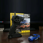 1:64 Alloy 4WD Metal Desktop Drift Car With Accessories