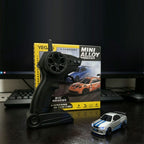 1:64 Alloy 4WD Metal Desktop Drift Car With Accessories