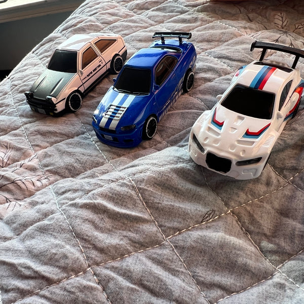 1:64 Alloy 4WD Metal Desktop Drift Car With Accessories