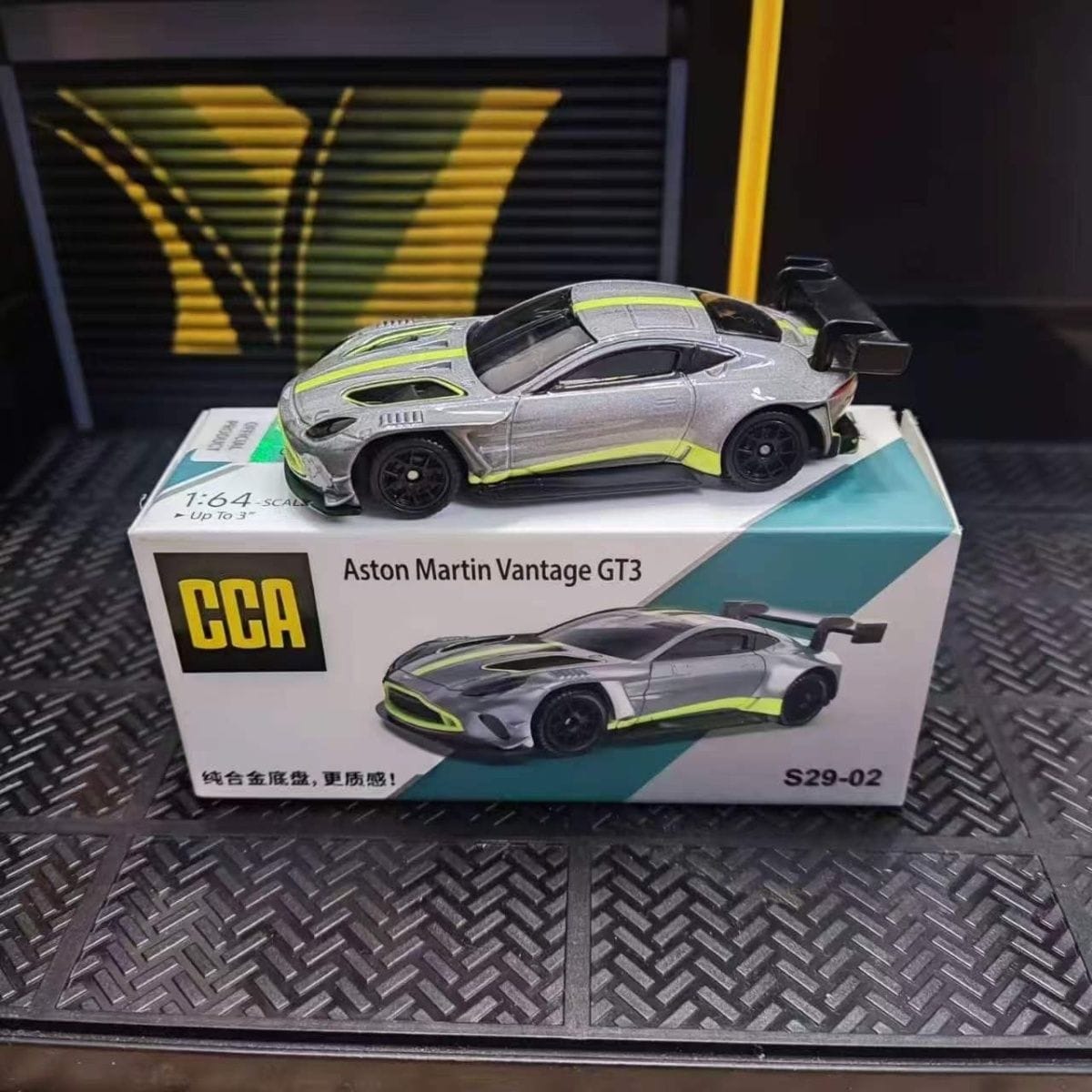 CCA 1:64 Aston Martin Vantage GT3 Die-Cast Model Car