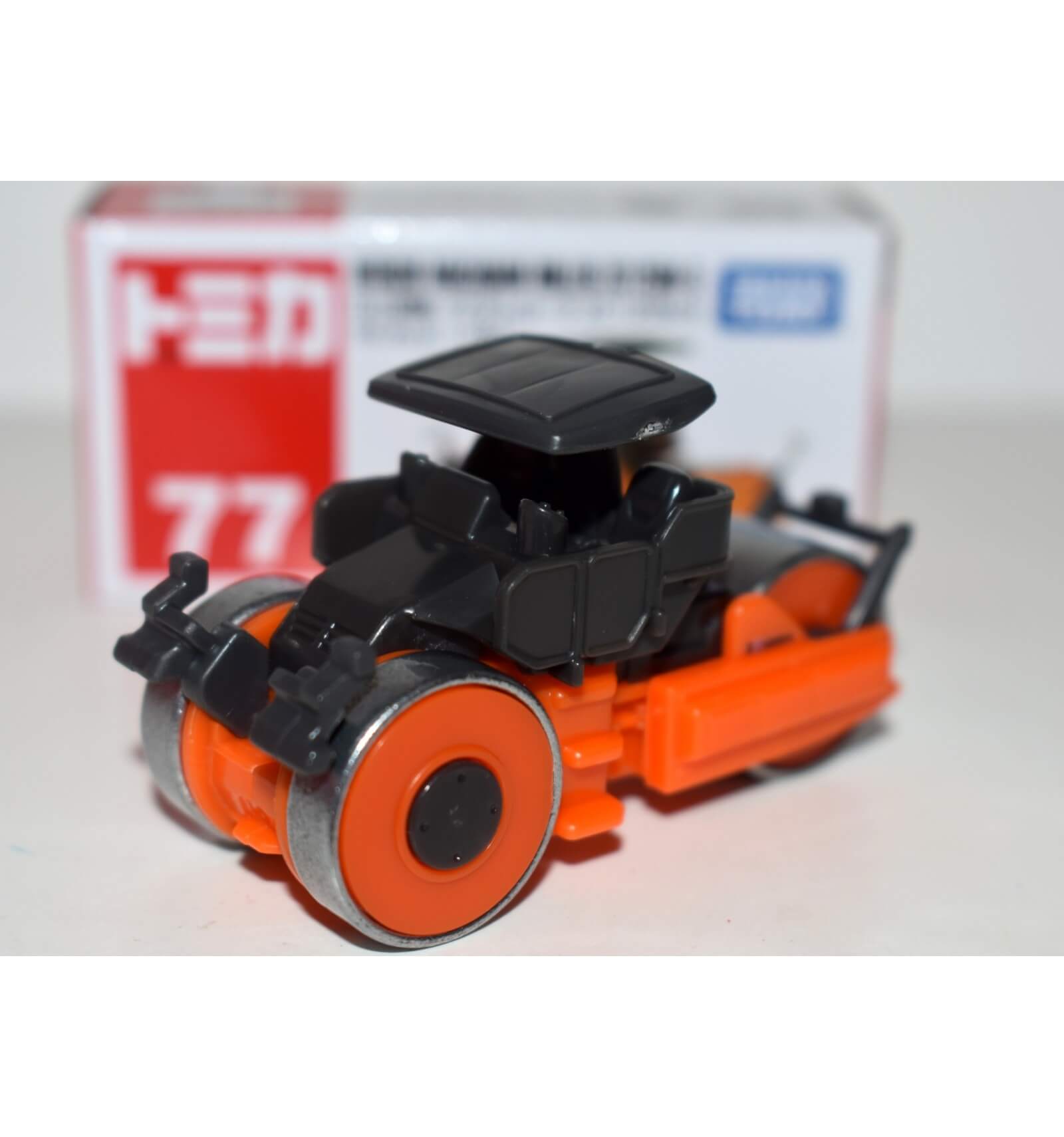 Hitachi MACADAM Roller ZC125M-5 Diecast