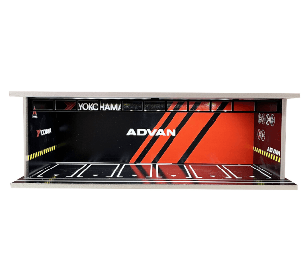 1:64 Diorama House: ADVAN With LED