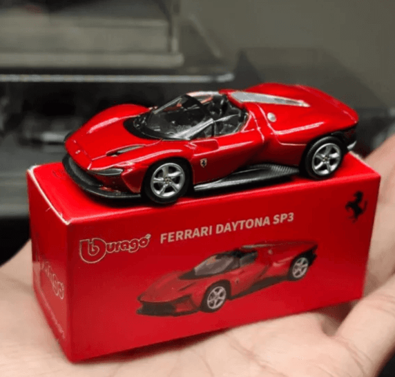 Ferrari Daytona SP3 Red