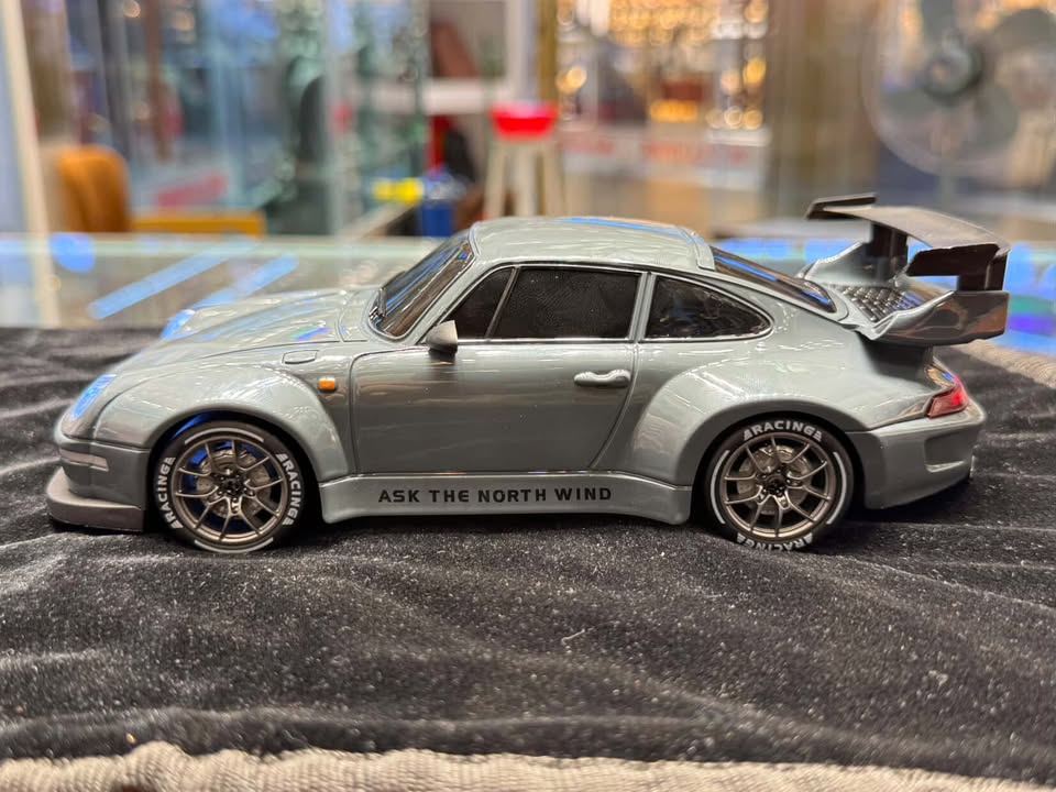 Porsche 993 911 RWB 4WD RC Drift Car With Tires & Traffic Cones - Real photo 1
