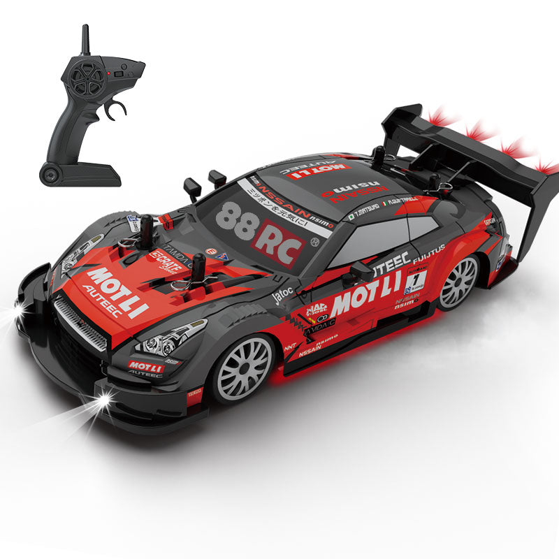 GTR R35 4WD RC Drift Car With Tires & Traffic Cones
