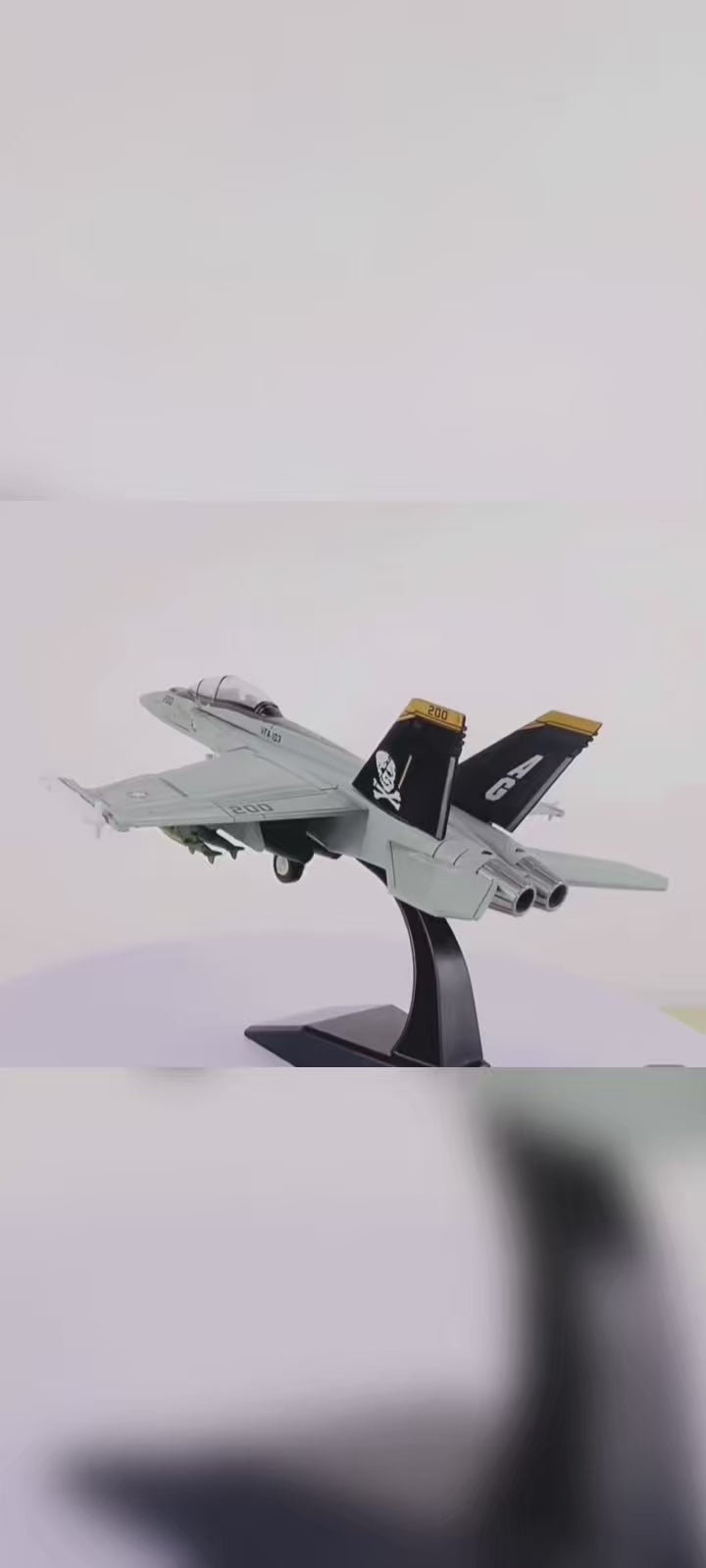 1:72 F-18 Super Hornet Attack Aircraft DIY Model Kit