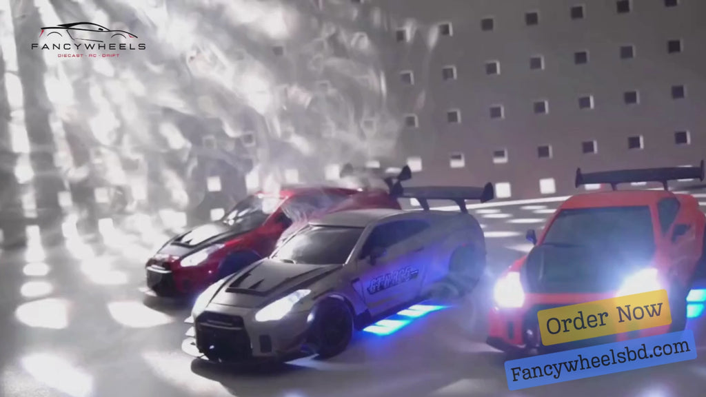 Nissan GT-R (R35) 4WD RC Drift Car With Tires & Traffic Cones